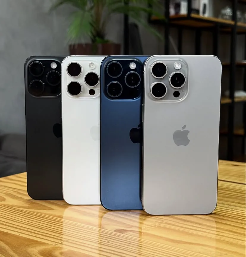 iPhone 15 PRO MAX 256gigas